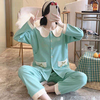7b99ce0d1a9e5858f51a6d6416b5125e