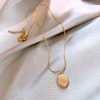 High-end Gold Pendant Titanium Steel Necklace Accessory
