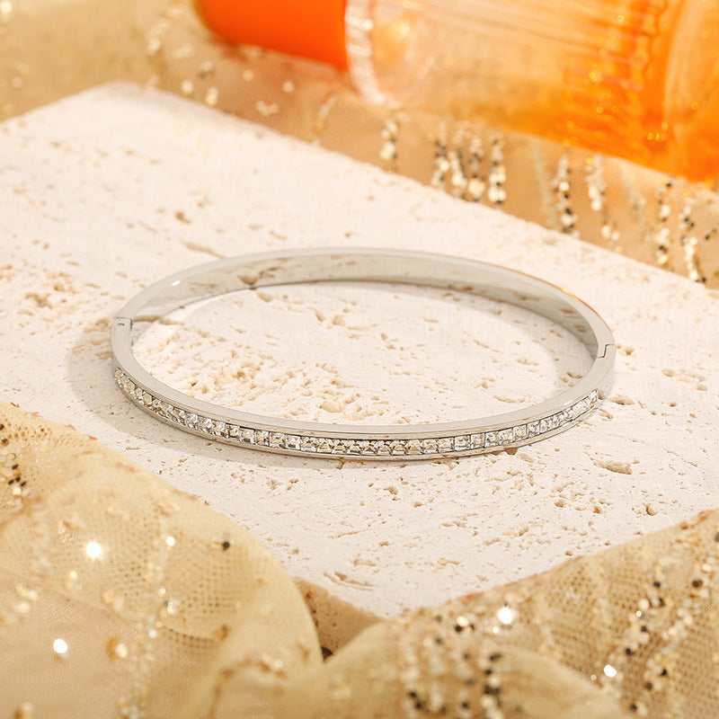 Elegant, Sophisticated And Chic Bracelet For Women