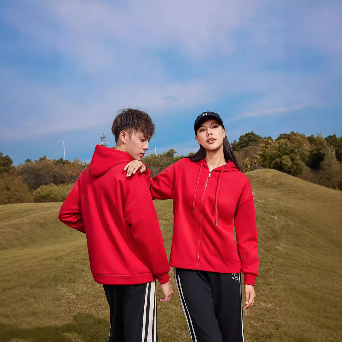 Fleece-lined Zip-up Hoodie With A Hood