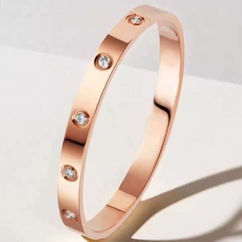 Zircon Bracelet With A Traditional Chinese Aesthetic And Elegant Vibe