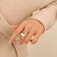 Vintage Fashion White Seashell Ring