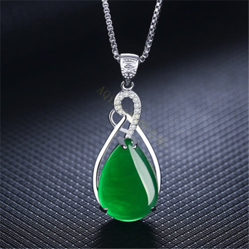 Waterdrop Blossom Carnelian Pendant With Green Chalcedony
