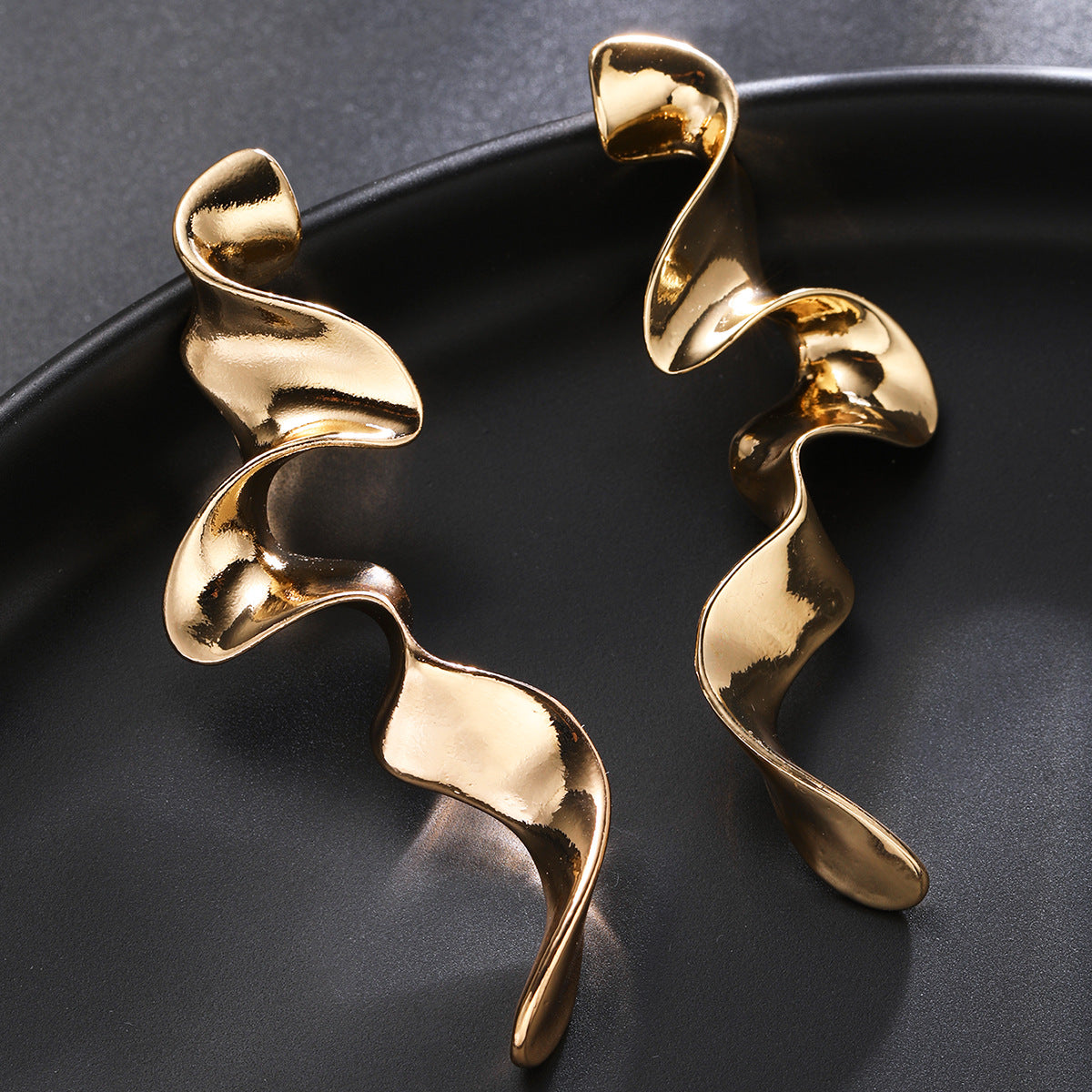 Dramatic Irregular Metal Earrings For Women