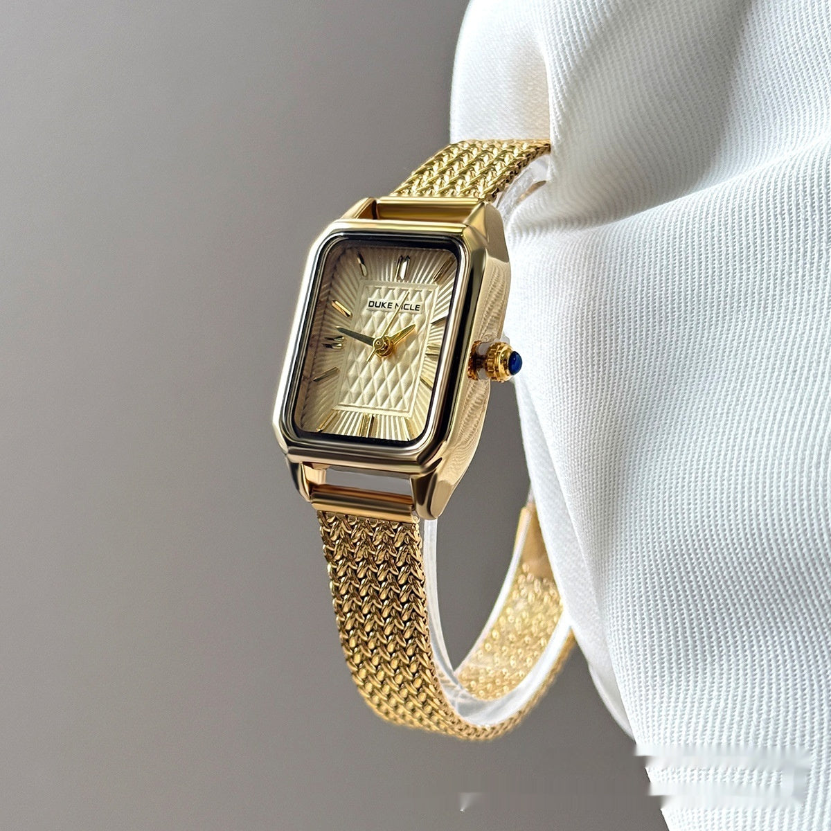 lWomen Luxury Minimalist Watch Simple Compact Dial Student Fashion Watch