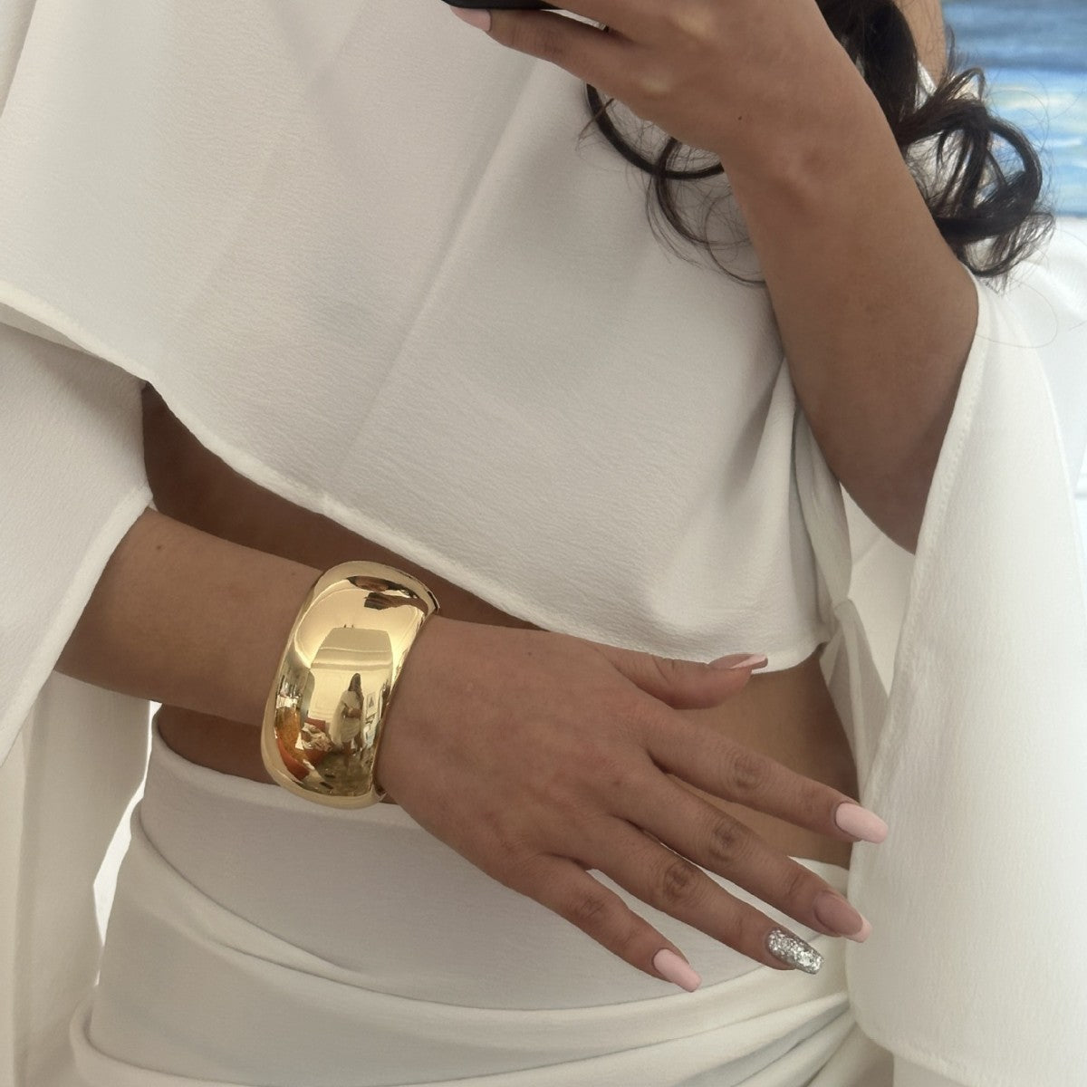 High-end Bracelet Plating Niche Smooth Surface Open Geometric Exaggerated