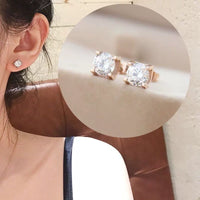 Simple Four-claw Single Diamond Pendant Female Temperament Titanium Steel Necklace