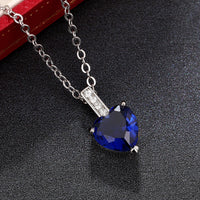 O-shaped Chain Necklace With A Zircon Heart Pendant