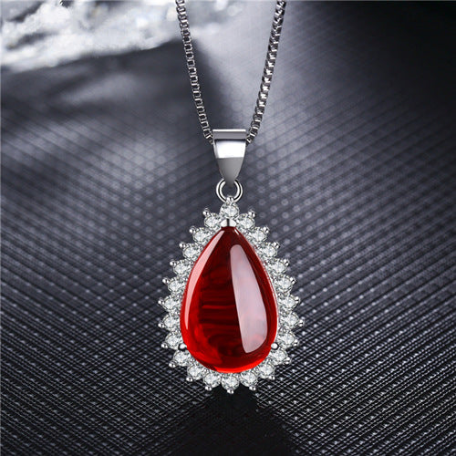 Waterdrop Blossom Carnelian Pendant With Green Chalcedony
